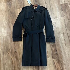 Burberry men's Westminster black trench coat size 56. Slight shoulder fading NWT